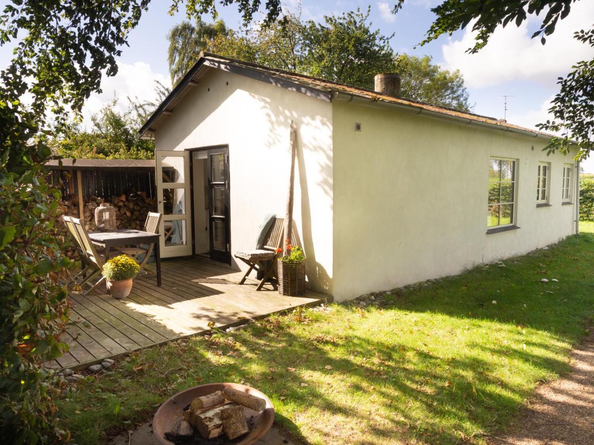 Kamilla'S Cottage, 1 Km. From The Beach Stege Exterior photo